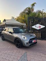MINI Mini 2.0 Cooper SD 170cv Business 5 porte 2018 - MINI Cooper SD aus 2018