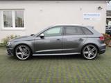 Audi S3 Sportback 2.0 TFSI quattro*Kamera*Leder*Pano* - Audi S3: Sportback