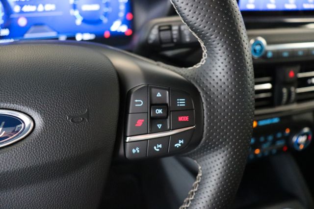 Fahrzeugabbildung Ford Focus Turnier ST 2.3 Eco |1HAND|B&O|KAMERA|LED|