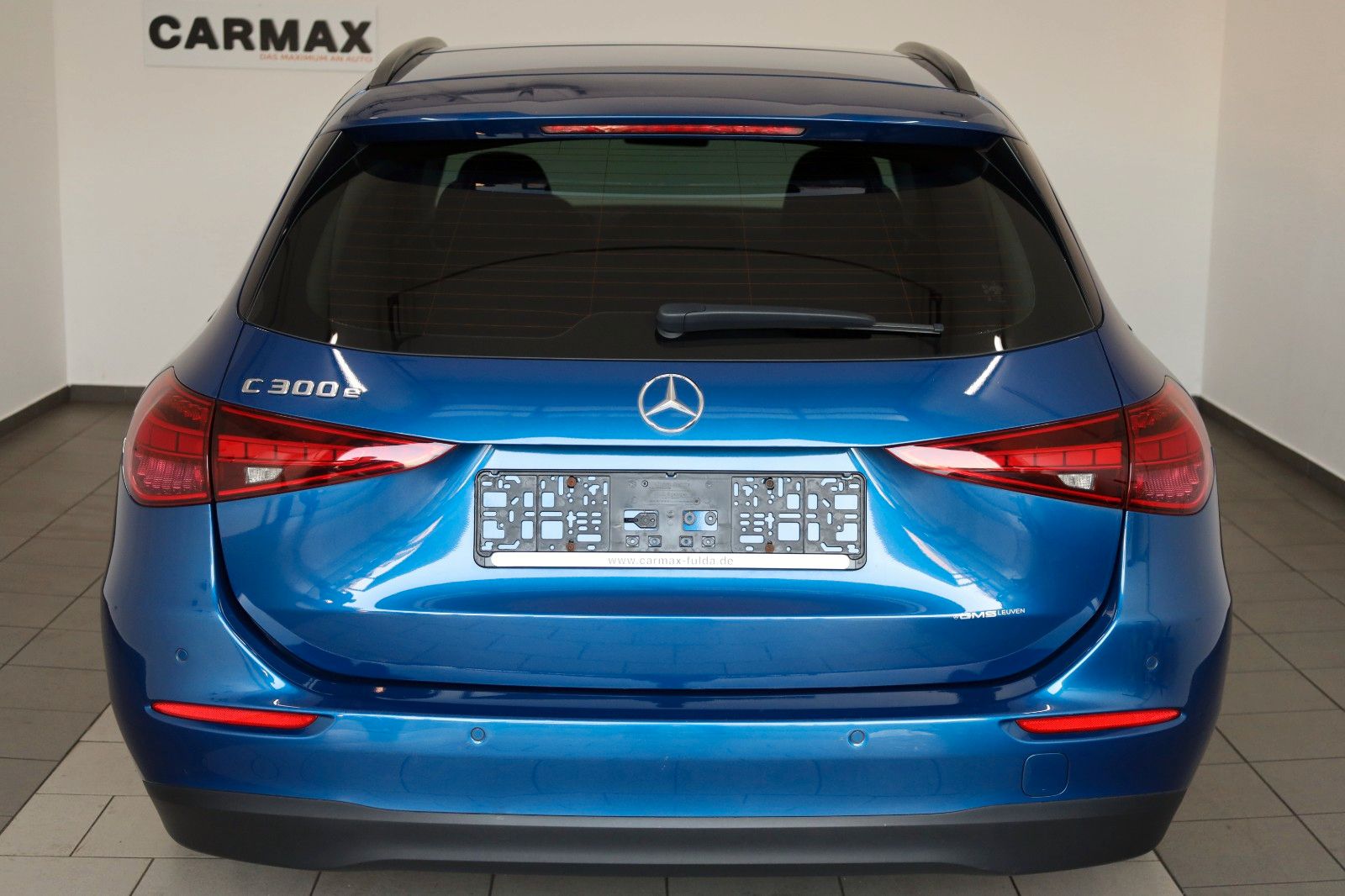 Fahrzeugabbildung Mercedes-Benz C 300e T Avantgarde T Leder,Navi,LED,SH,PDC,Park