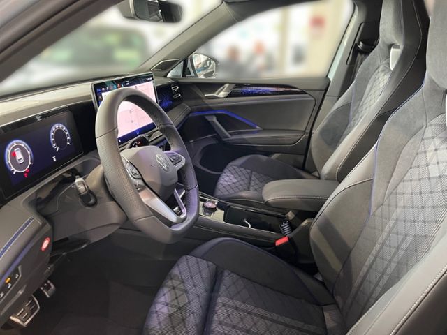 Fahrzeugabbildung Volkswagen Tiguan 2.0 TDI DSG 4Motion R-LINE PANO AHK SHZG
