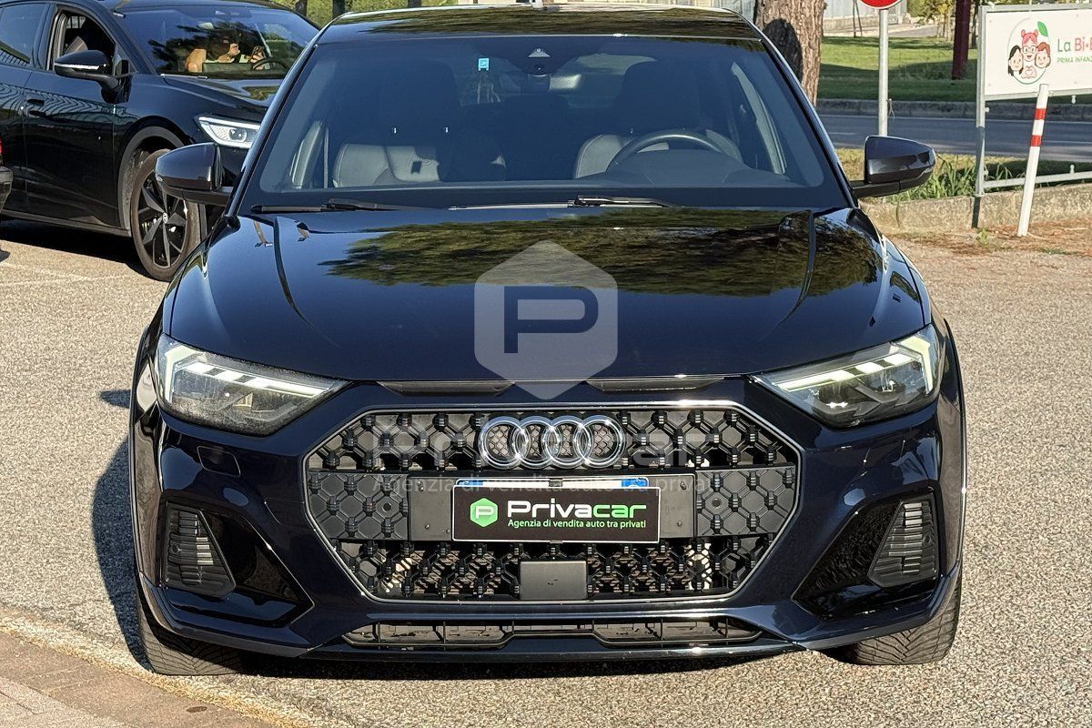 Audi AUDI A1 citycarver 35 TFSI S tronic imagem 2