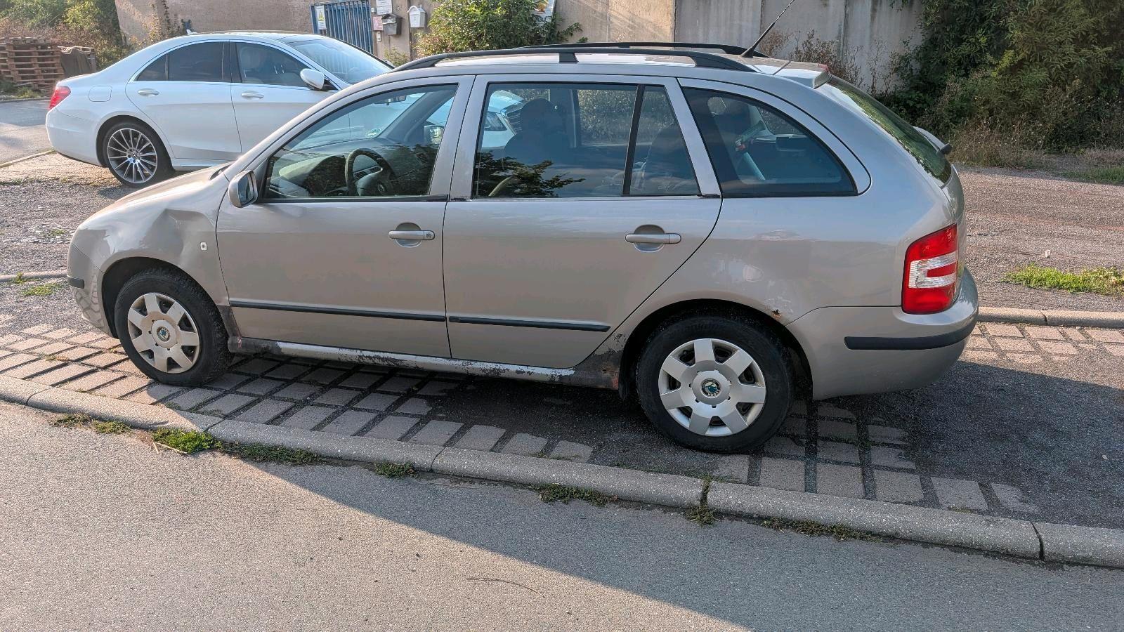 Skoda Fabia 2007 — engine