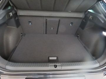 Fotografie 13 des Cupra Formentor 1.5 eTSI 5.-J.Garantie AHK Edge