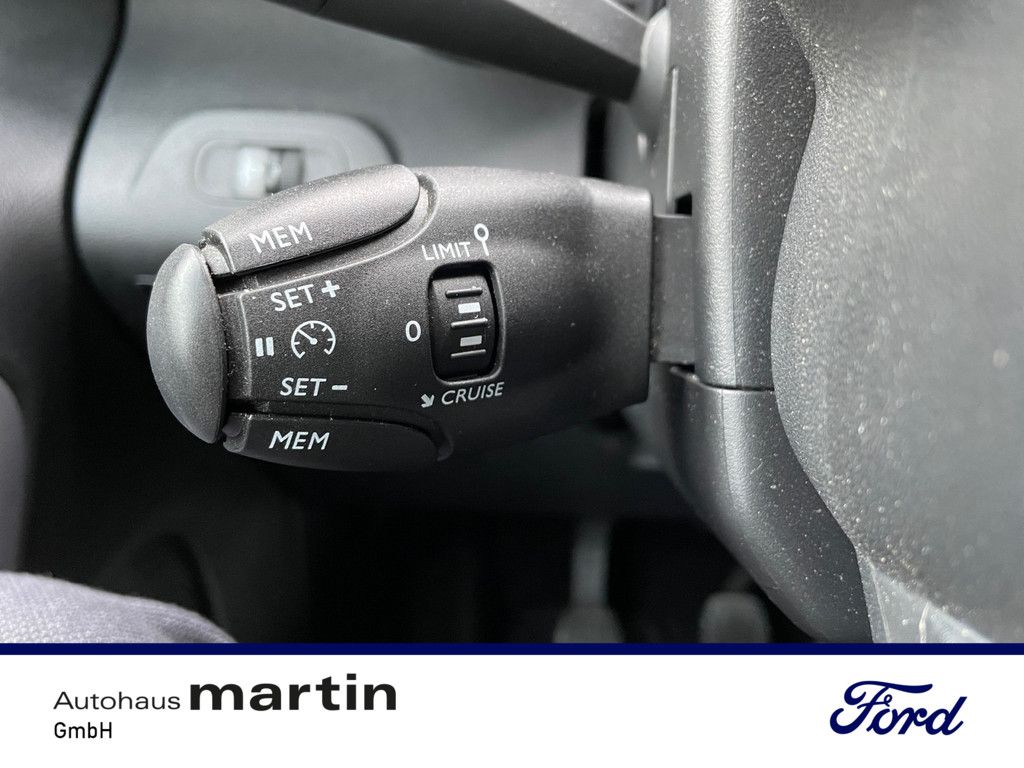 Fahrzeugabbildung Toyota Proace City Verso L1 Shuttle USB KLIMA SHZ NAVI