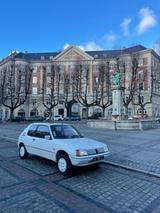 Peugeot 205 - Peugeot 205: Kleinwagen
