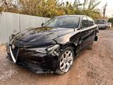 Alfa Romeo Giulia 2.2 Turbodiesel 160 CV AT8 Spo - Alfa Romeo Giulia Unfallwagen