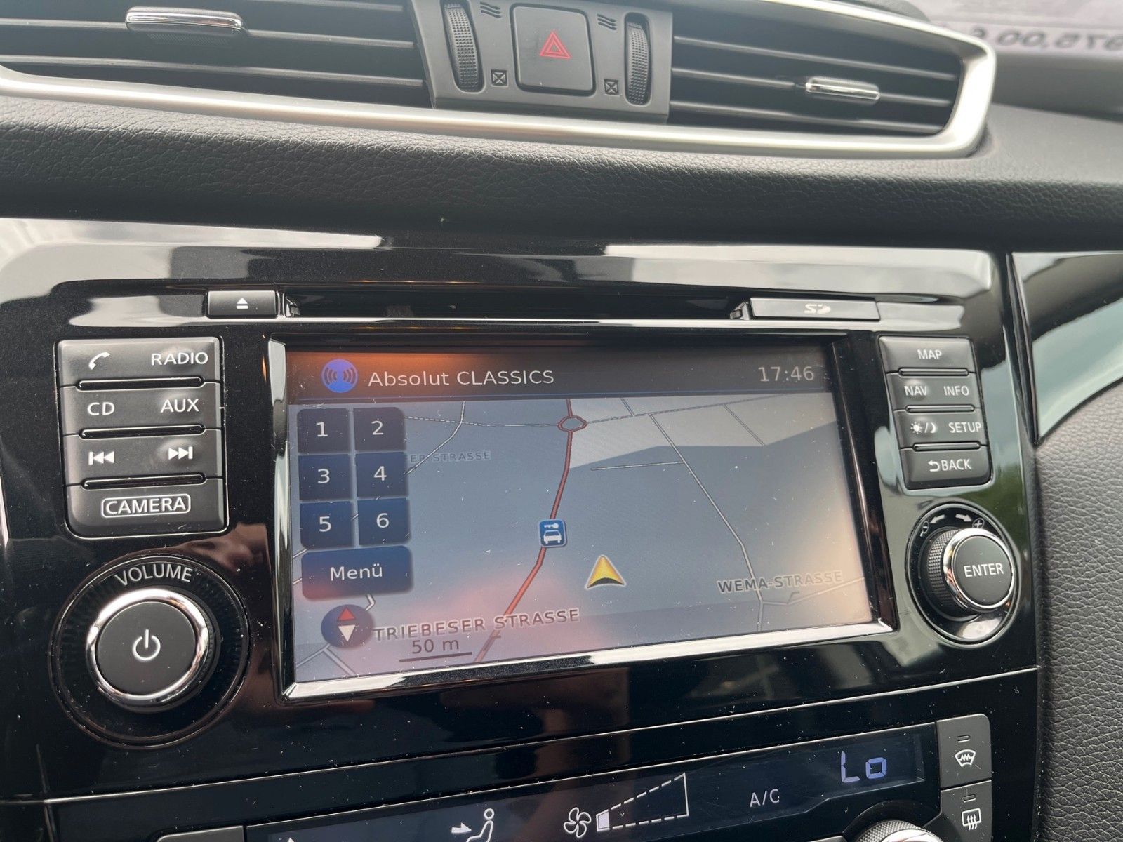 Nissan Qashqai 1.6 dCi Xtronic TEKNA – Bild 14