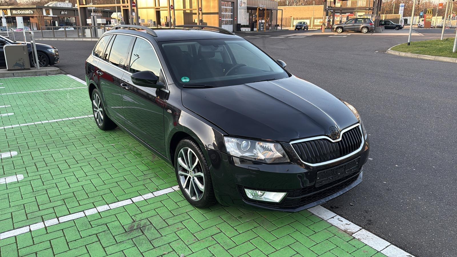 Skoda Octavia Combi Edition,Erste Hand