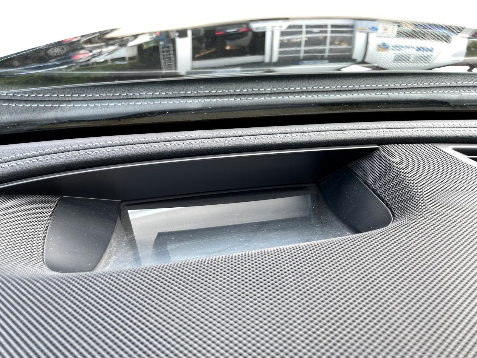 Mercedes-Benz E 220 d/AMG/PANORAMA/HEAD-UP/WEIDSCREEN/BURMESTE