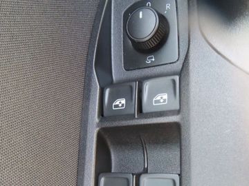 Fotografie 15 des Seat Arona FR Beats Navi Voll-LED Kamera