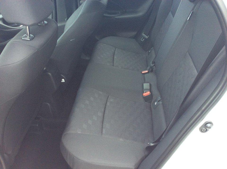 Mazda 2 Hybrid 1.5L VVT-i Centre-Line