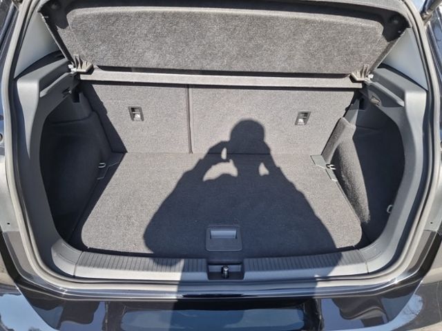 Fahrzeugabbildung Volkswagen T-Cross 1,0 TSI STYLE ACC KAMERA NAVI LED PDC SH