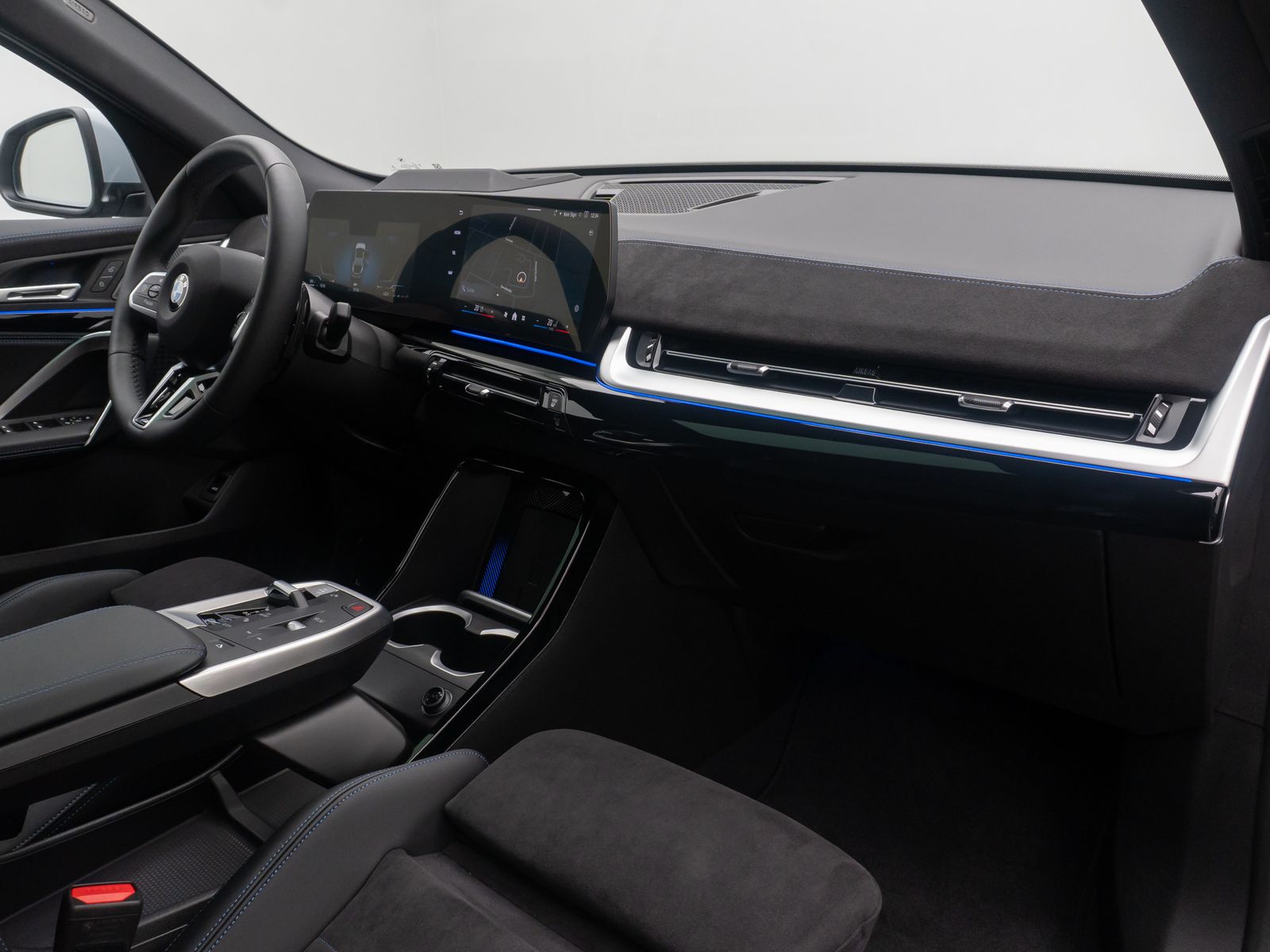 Fahrzeugabbildung BMW X2 sD20i M Sport 360°H/K HUD DAB Panorama 21Zoll