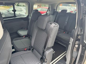 Ford Tourneo Custom Titanium 320 L1 FWD AHKNavi