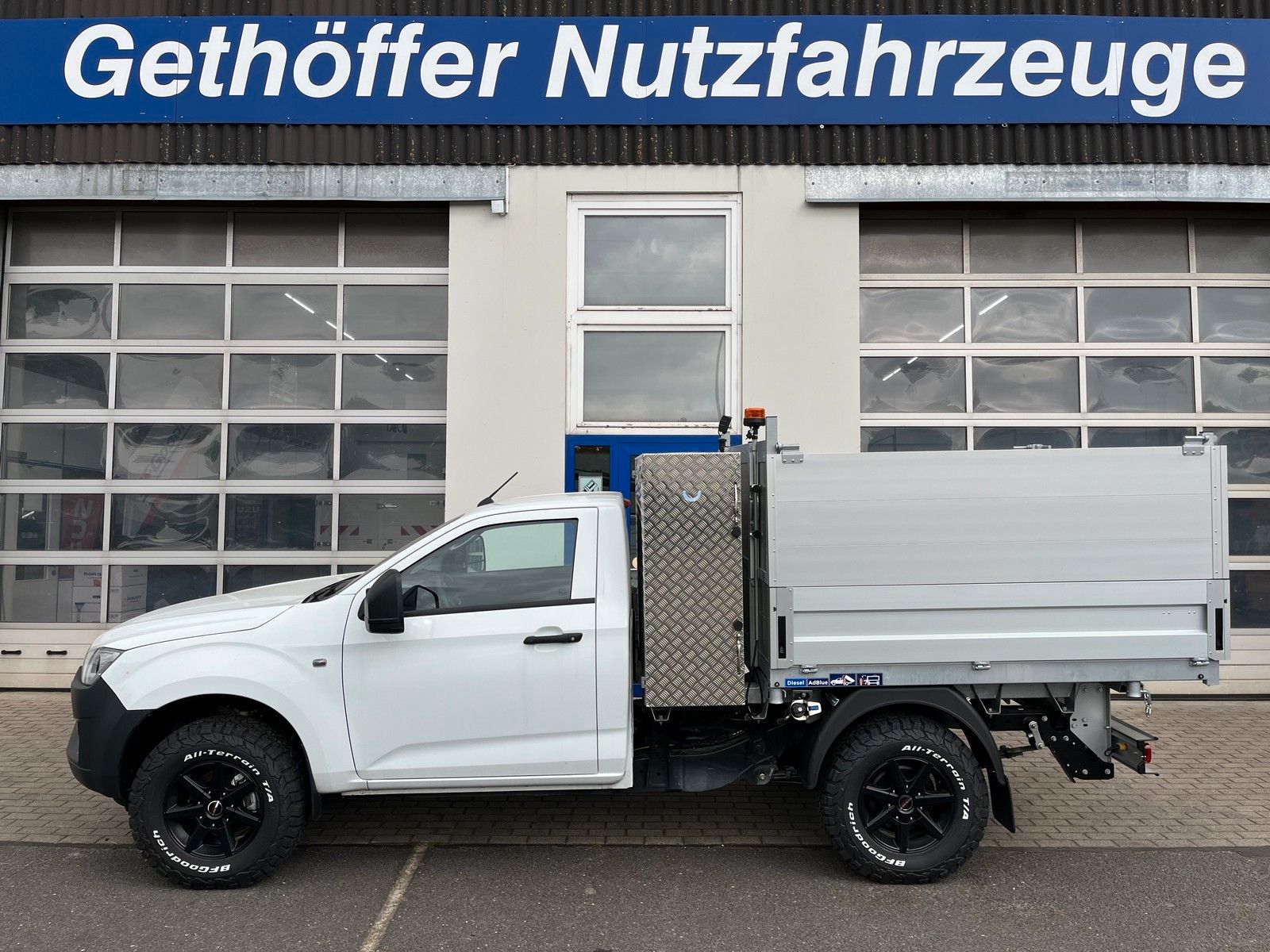 ISUZU D-Max