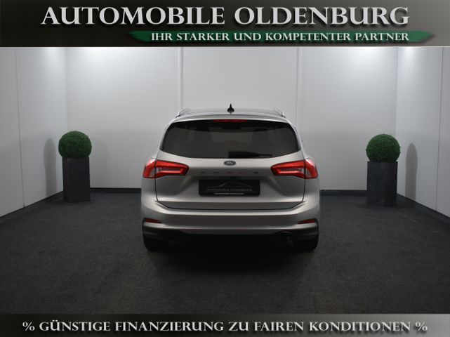 Ford Focus 1.5 Eco Cool & Connect *Pano*ACC*Kam*LED*