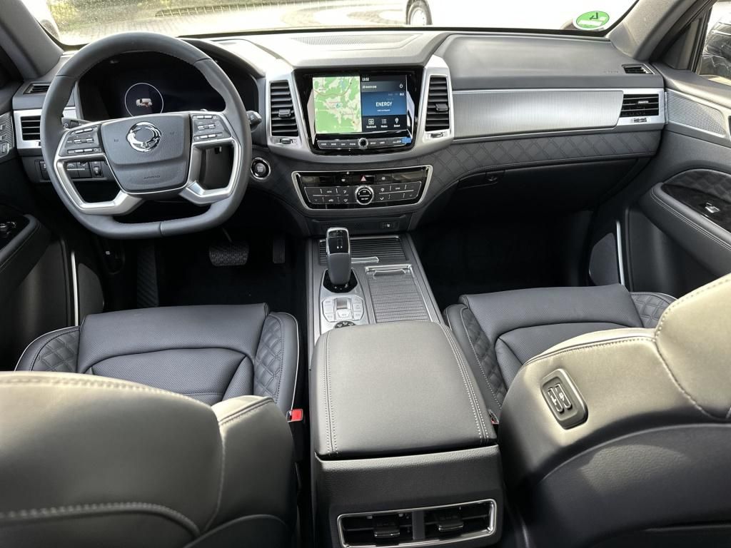 Fahrzeugabbildung Ssangyong Rexton 2.2 Sapphire 4WD *LED*360°Kam*Sitzhzg*