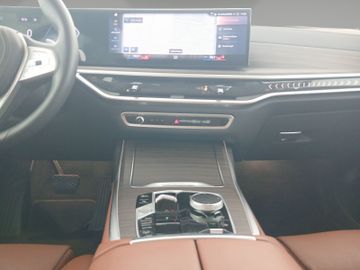 BMW X7 - 10