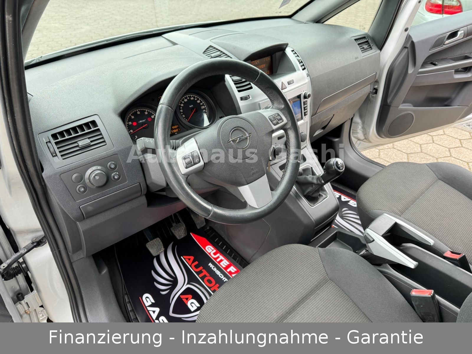 Fahrzeugabbildung Opel Zafira 1.8 Selection*2.Hand*7.Sitzer*Navi*AHK*