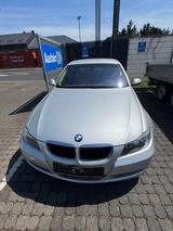 BMW E90 318i - Limousine  - BMW 318 in Aachen