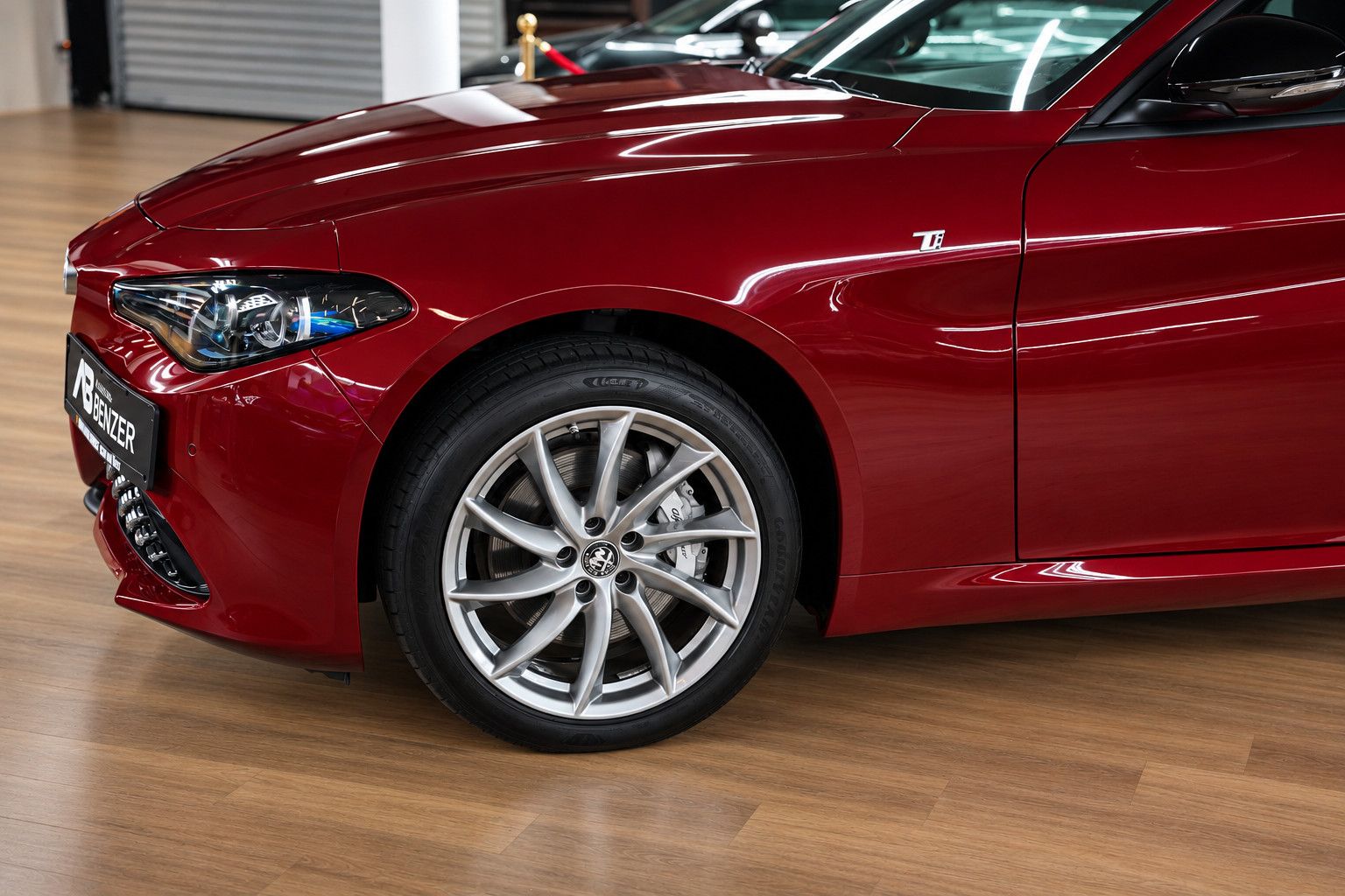 Fahrzeugabbildung Alfa Romeo Giulia Ti Q4/MEMORY/ACC/NAVI/KAMERA/LEDER/