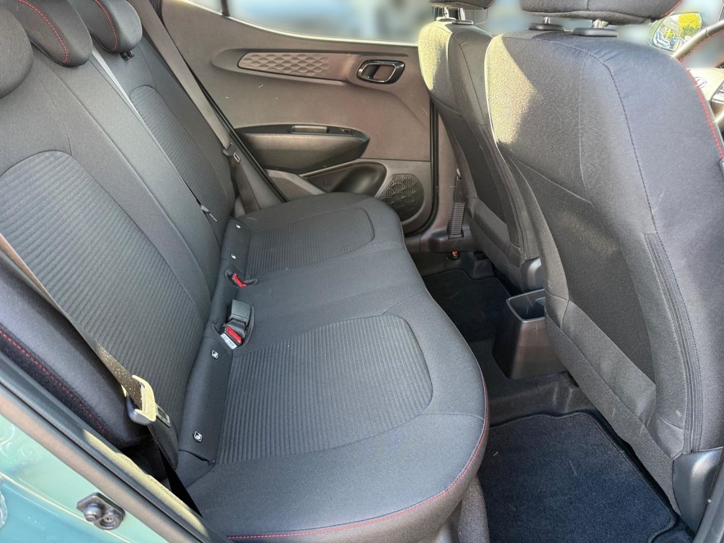 Fahrzeugabbildung Hyundai i10 1.0 T N-Line Navigation Allwetter Sitzheizun