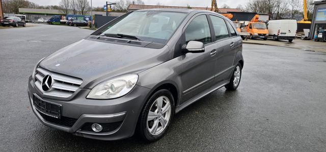 Mercedes-Benz B 200  CDI Xenon AHK Panorama