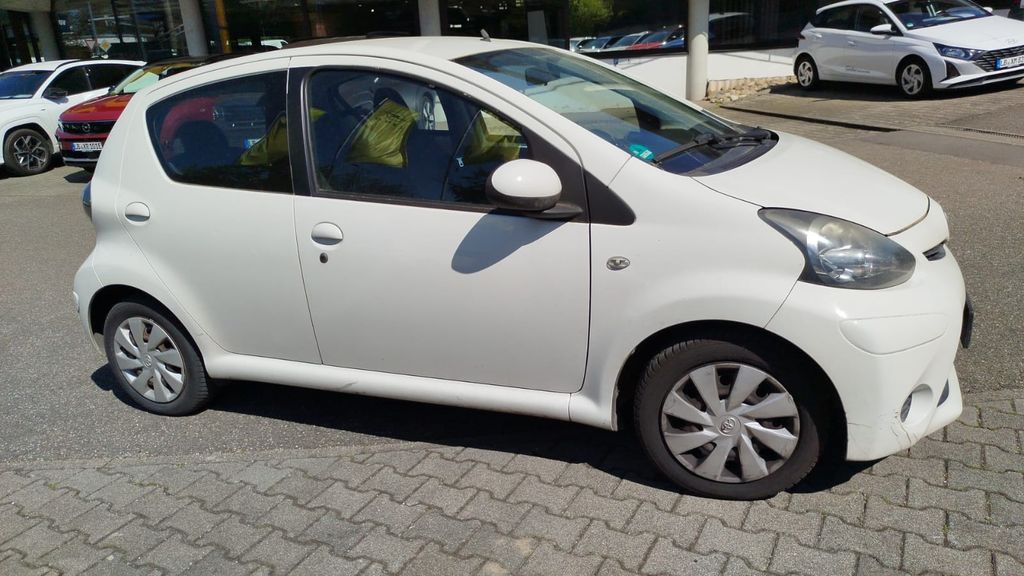 Toyota Aygo (X)