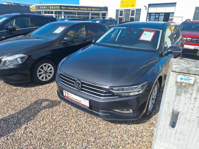 VW Passat Variant Business DSG NAVI