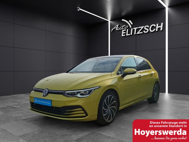 Volkswagen Golf VIII TSI Life Matrix Navi Pano AID ACC PDC