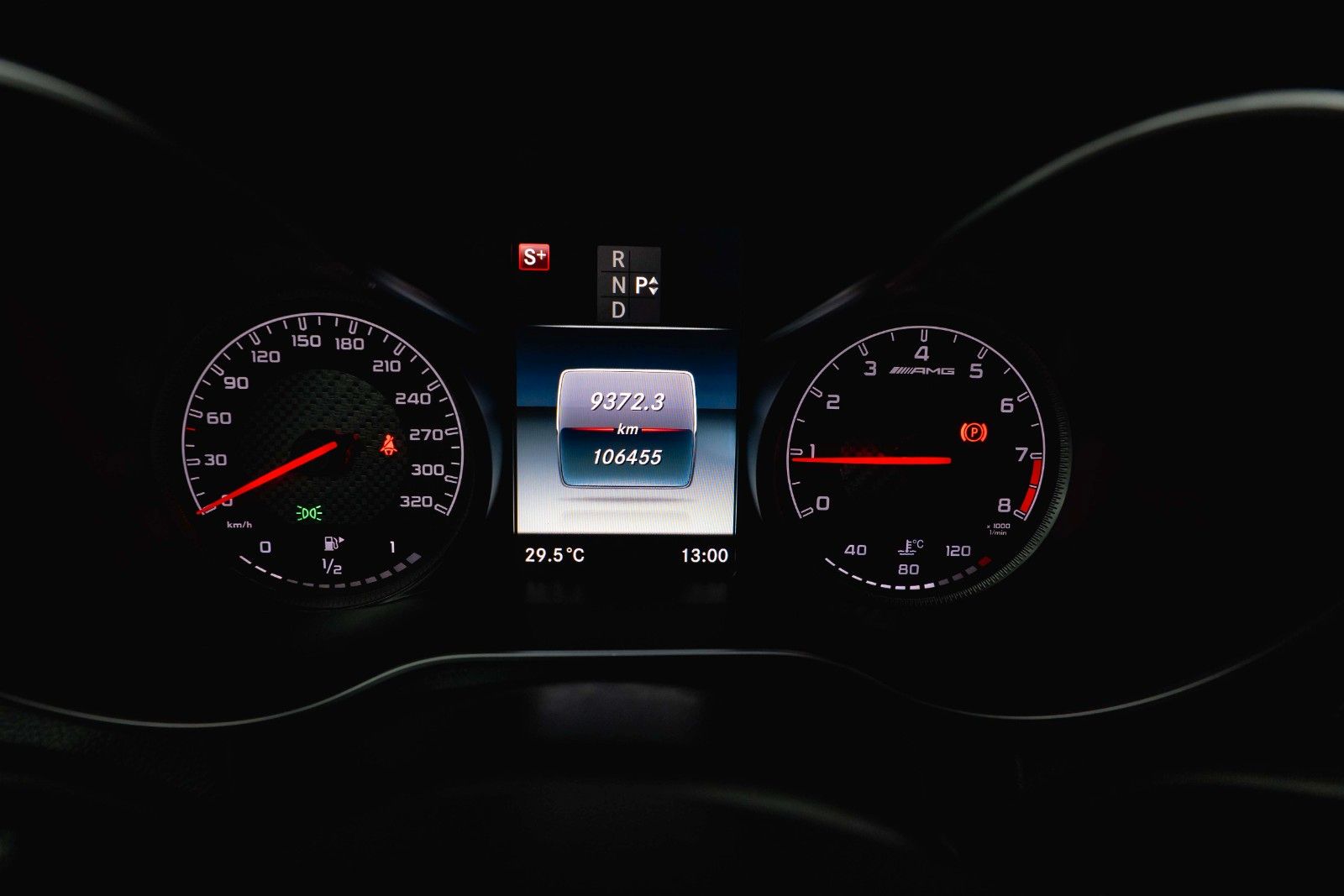 Fahrzeugabbildung Mercedes-Benz C 63 AMG Coupe Edition 1 Night Carbon *ACC*LED*