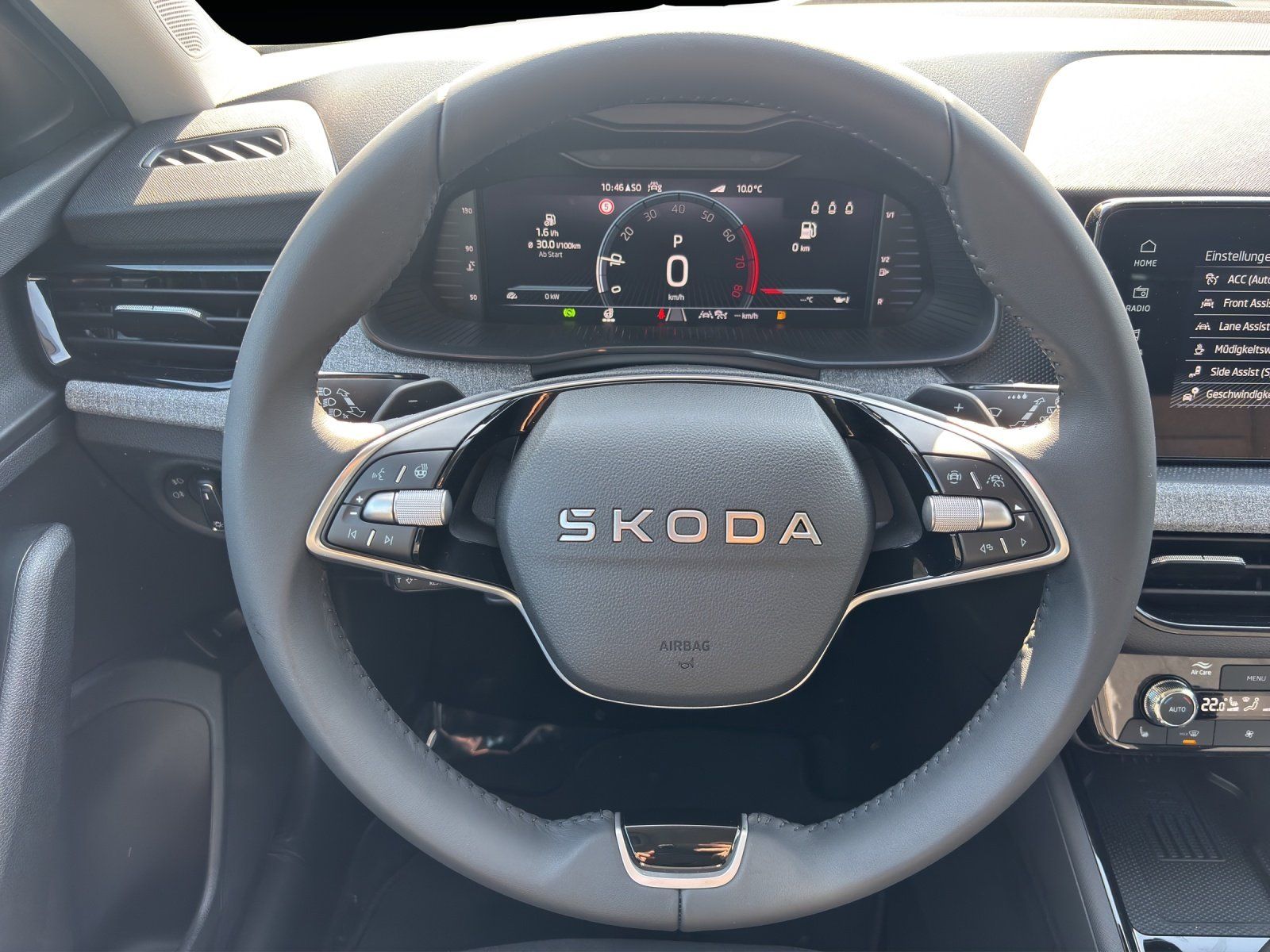 Fahrzeugabbildung SKODA Kamiq Balance 1,0 TSI 85 kW DSG AHK/MATRIX/RFK