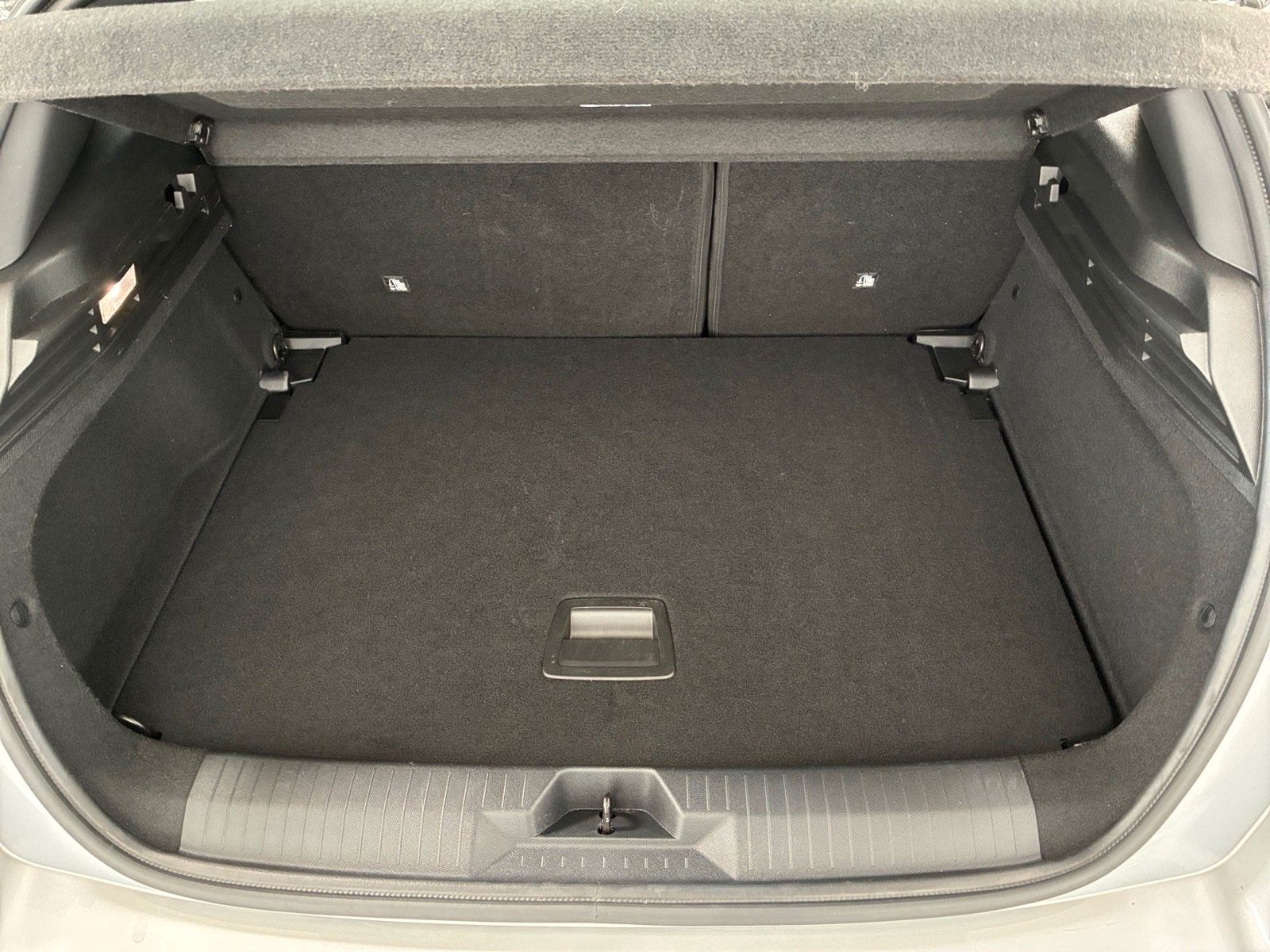 Fahrzeugabbildung Opel Astra L GS 130PS Automatik/AHK/Matrix!