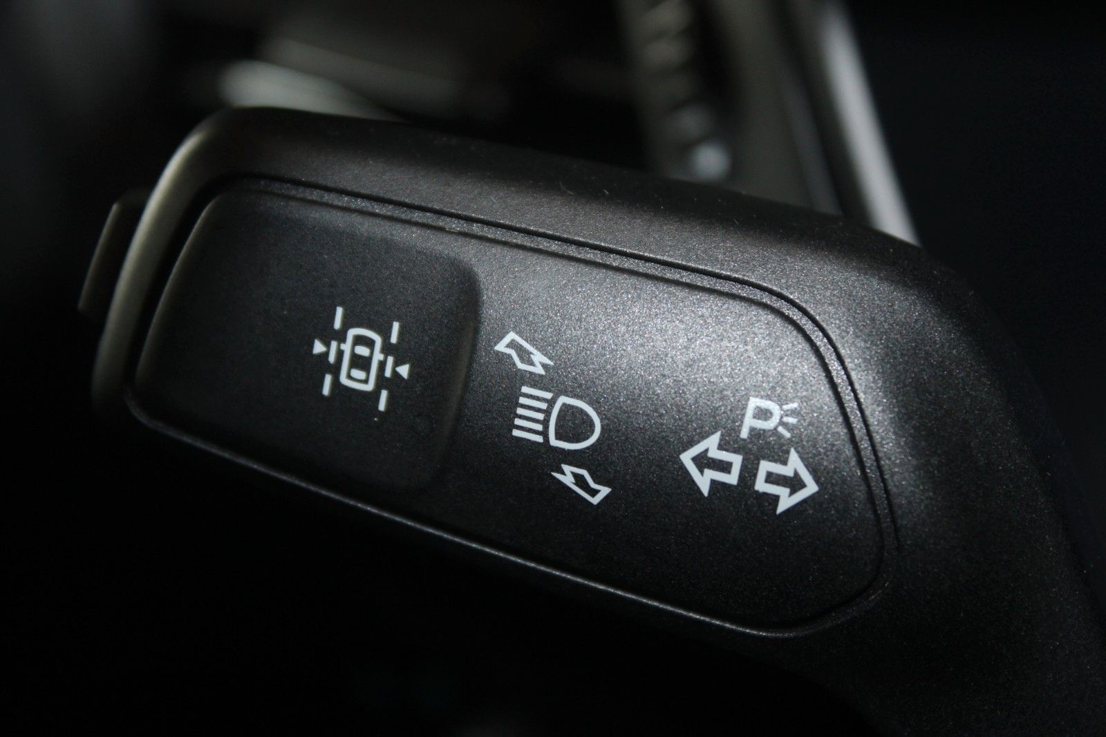 Fahrzeugabbildung Ford Kuga PHEV ST-Line X LED AHK 2xCam ACC WinterPak.