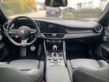 Alfa Romeo Giulia 2.9 V6 Bi-Turbo AT8 Quadrifoglio - rote Alfa Romeo Giulia