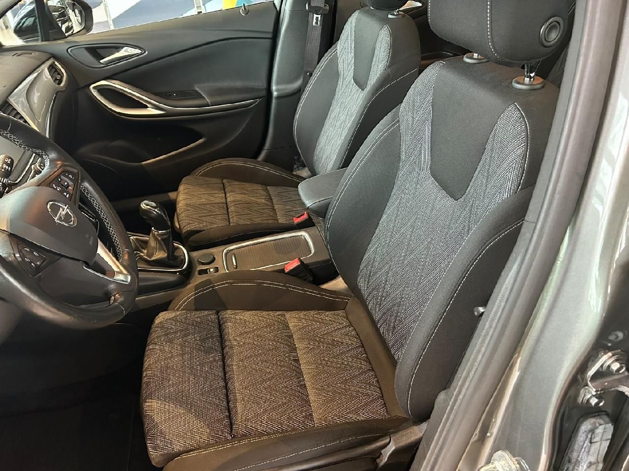 Fahrzeugabbildung Opel Astra K Sports Tourer Opel 2020 Start/Stop