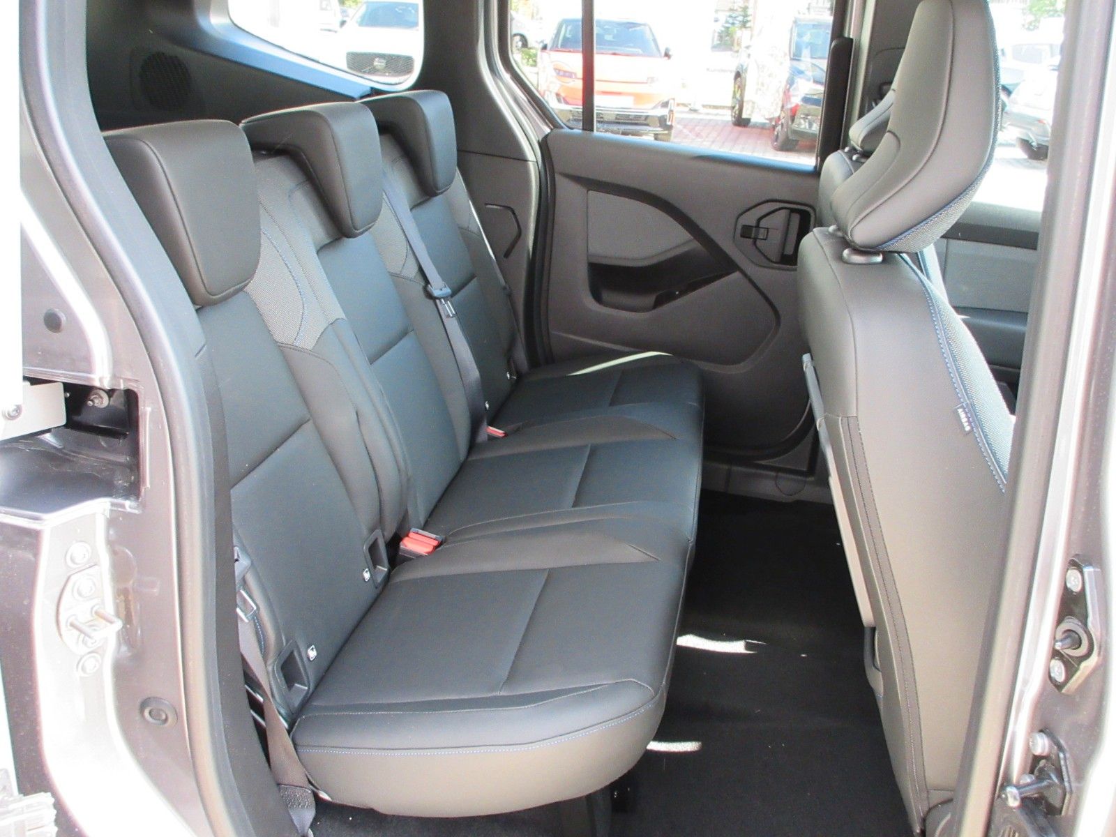 Fahrzeugabbildung Nissan Townstar Kombi L1 Tekna
