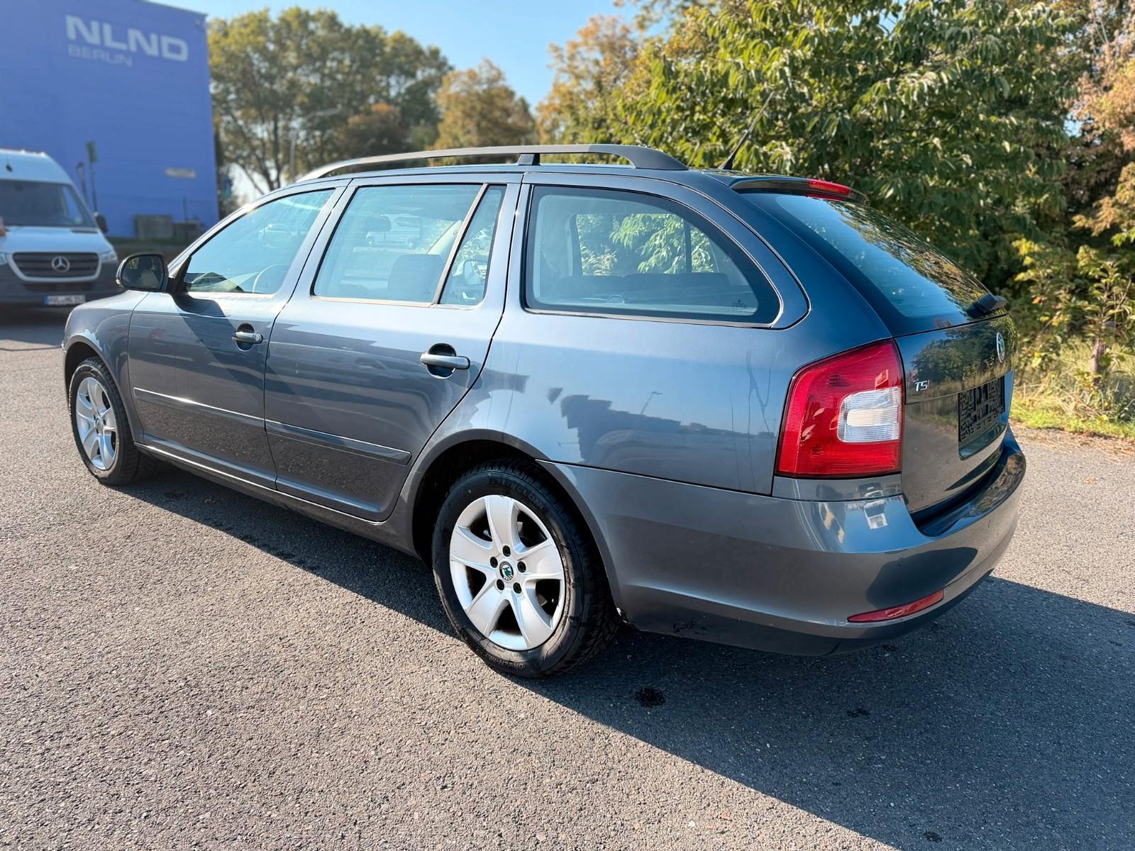 Skoda Octavia 2009 — photo 7