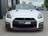Nissan GT-R PREMIUM AKRAPOVIC SCHALENSITZ UNFALLFREI - Nissan GT-R: Automatik