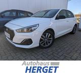 Hyundai i30 1.6 CRDI DCT YES! 2.Hand/Scheckheft/LHZ/SHZ/ - Hyundai i30: Crdi