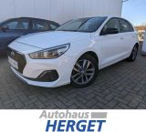 Hyundai i30 1.6 CRDI DCT YES! 2.Hand/Scheckheft/LHZ/SHZ/ - Hyundai i30 mit Diesel-Antrieb: Limousine, Klimaanlage