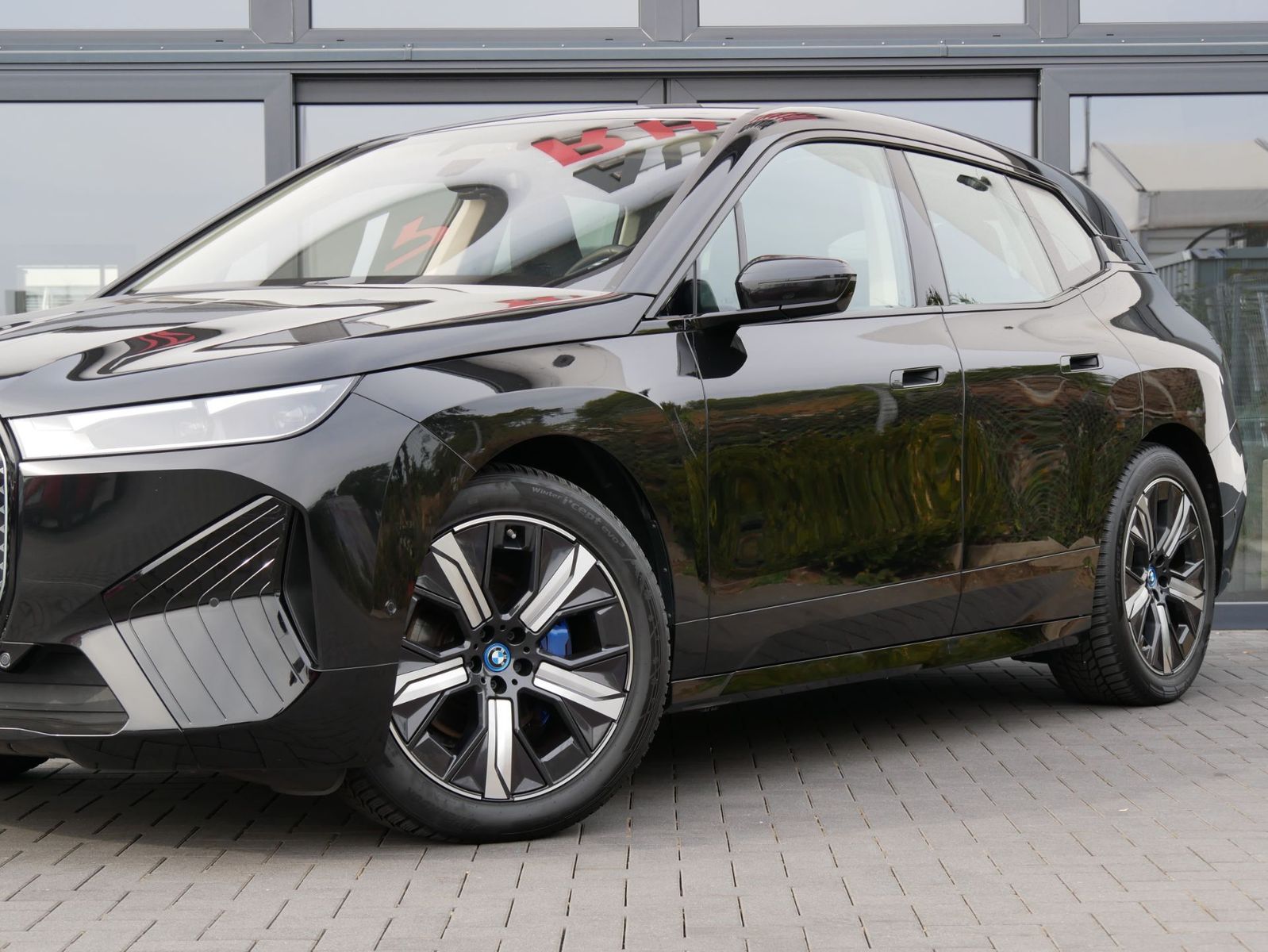 BMW iX xDrive40 1. HAND HEAD UP  imagem 3