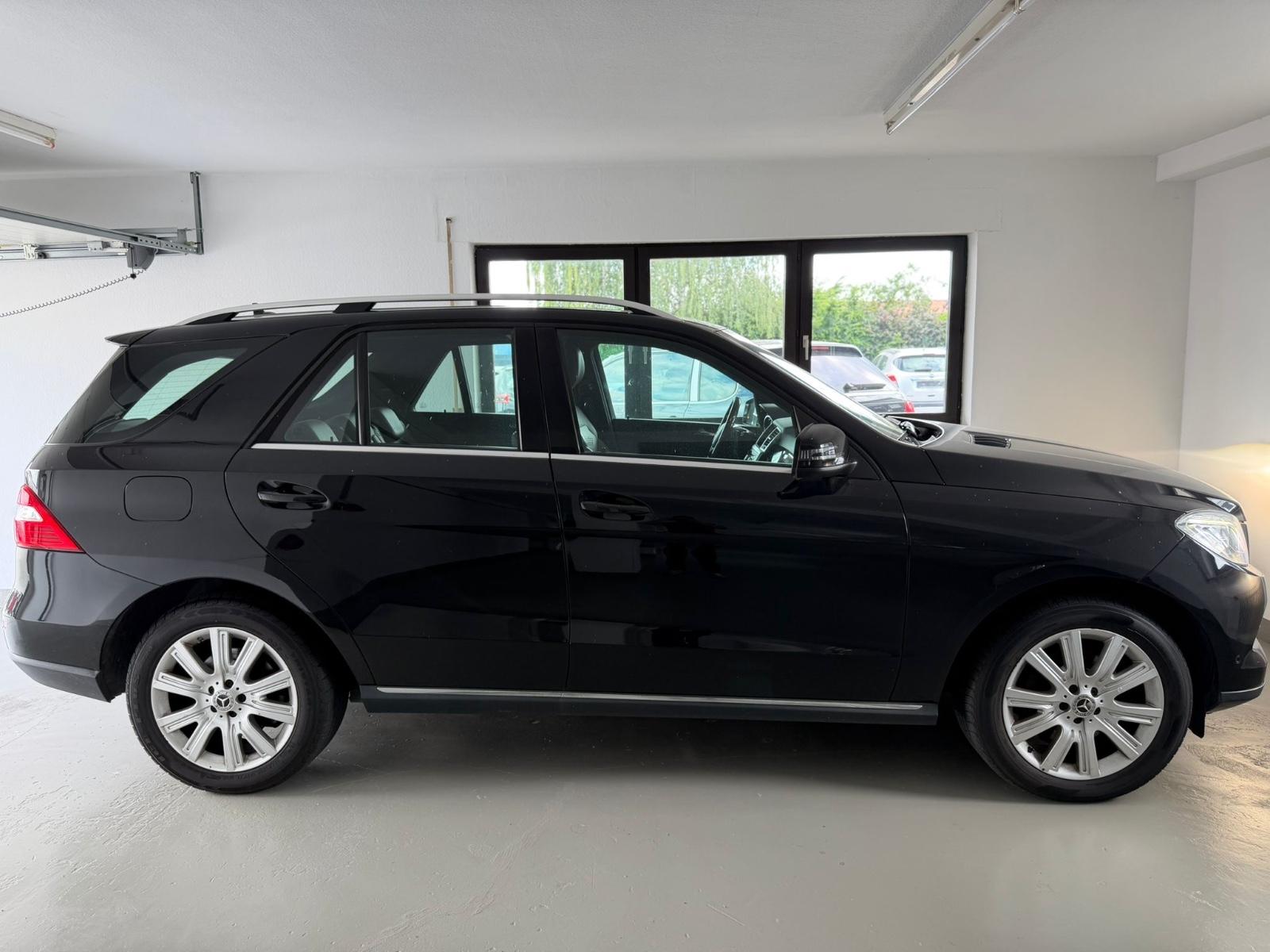 Mercedes-Benz ML 350 CDI BlueTec 4MATIC GSD Leder Navi STHZ