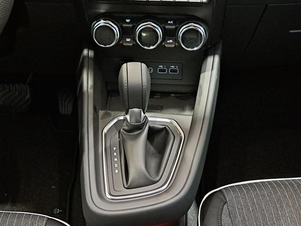 Fahrzeugabbildung Mitsubishi Colt Intro Edition 1.6 Hybrid Automatik