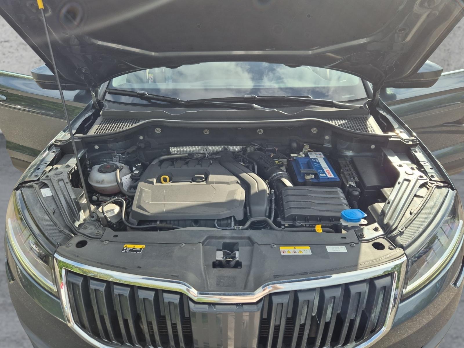 Skoda Karoq 1.5 TSI DSG CLEVER +AHK +LED +ACC +RKAM +N