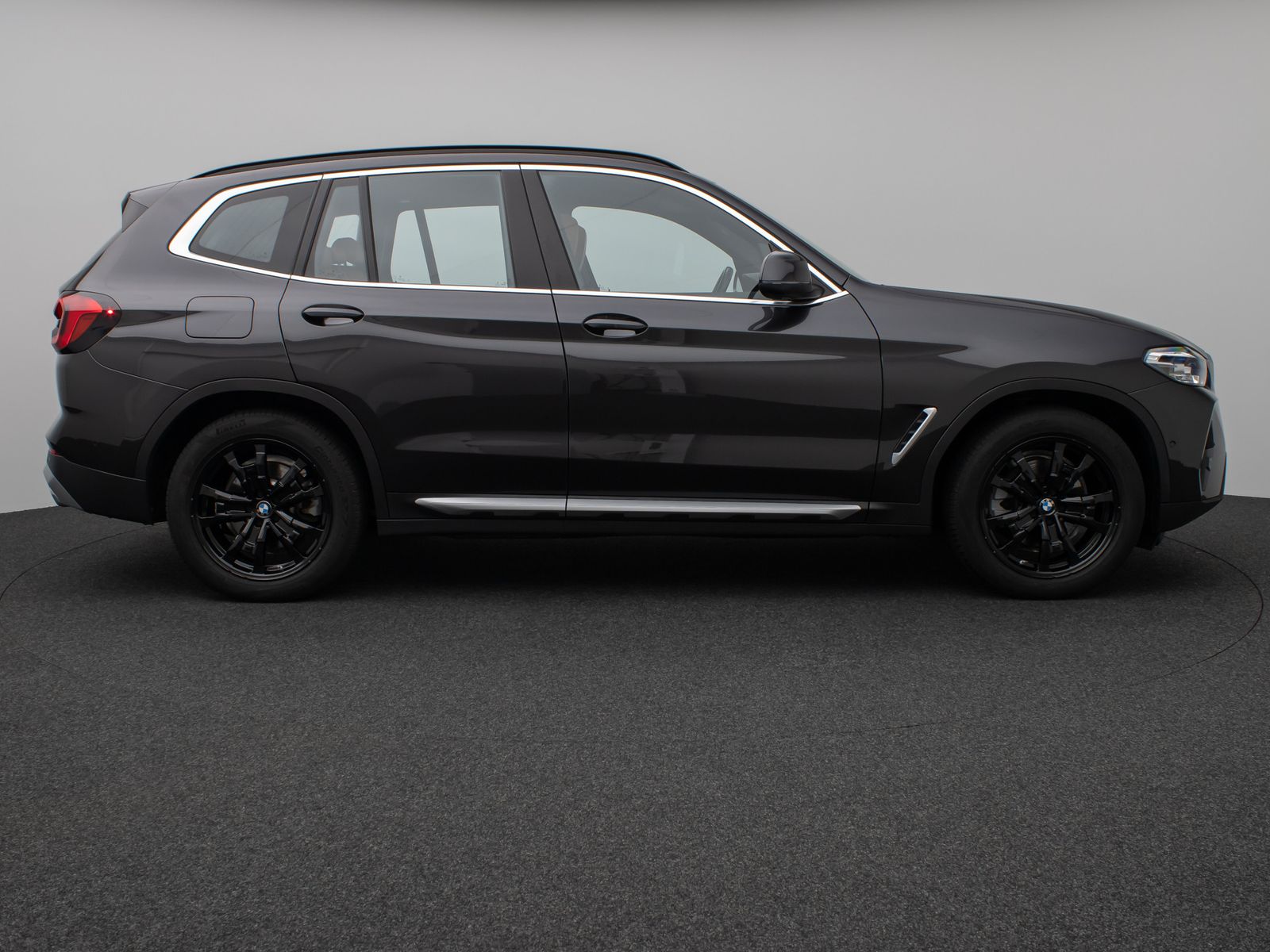 Fahrzeugabbildung BMW X3 xD20d Panorama Kamera DAB AHK Sport 19Zoll