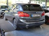 BMW 218i Active Tourer Sport Line 18" LM PDC Navi - graue BMW 218 Active Tourer
