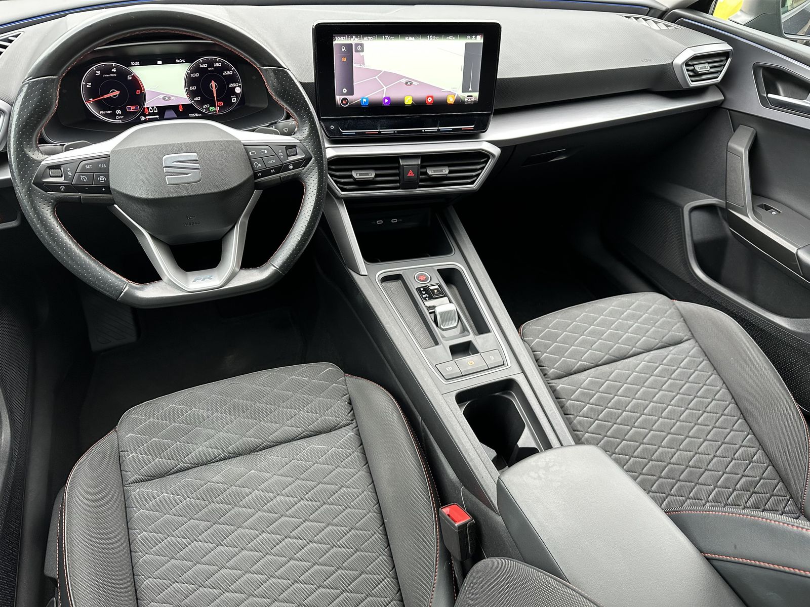 Fahrzeugabbildung SEAT Leon SpT 2.0 TDI DSG FR NAV+LED+ACC+AHK+VCOCKPIT