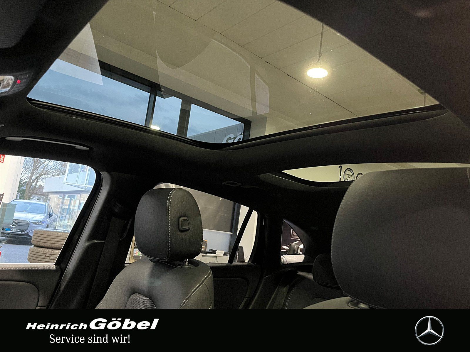 Fahrzeugabbildung Mercedes-Benz GLA 220 d 4M PROGRESSIVE+PANO+TOTWINKEL+AHK+360°